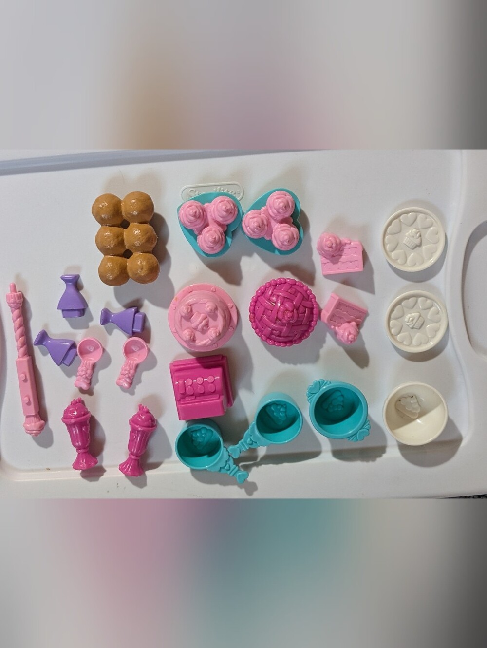 Vintage Sweet Shoppe Assorted Pieces - Young Girl Toy Set